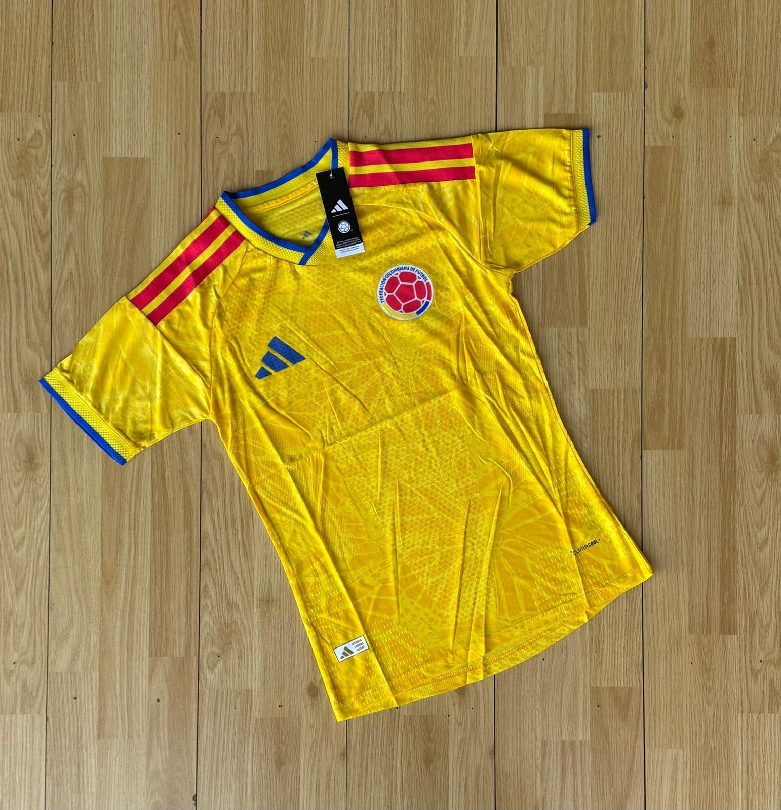 CAMISETA COLOMBIA